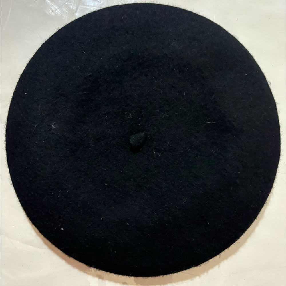 Black wool beret hat